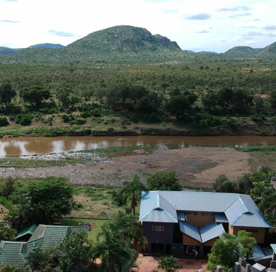 Hennie'S Rest Malalane Exterior foto