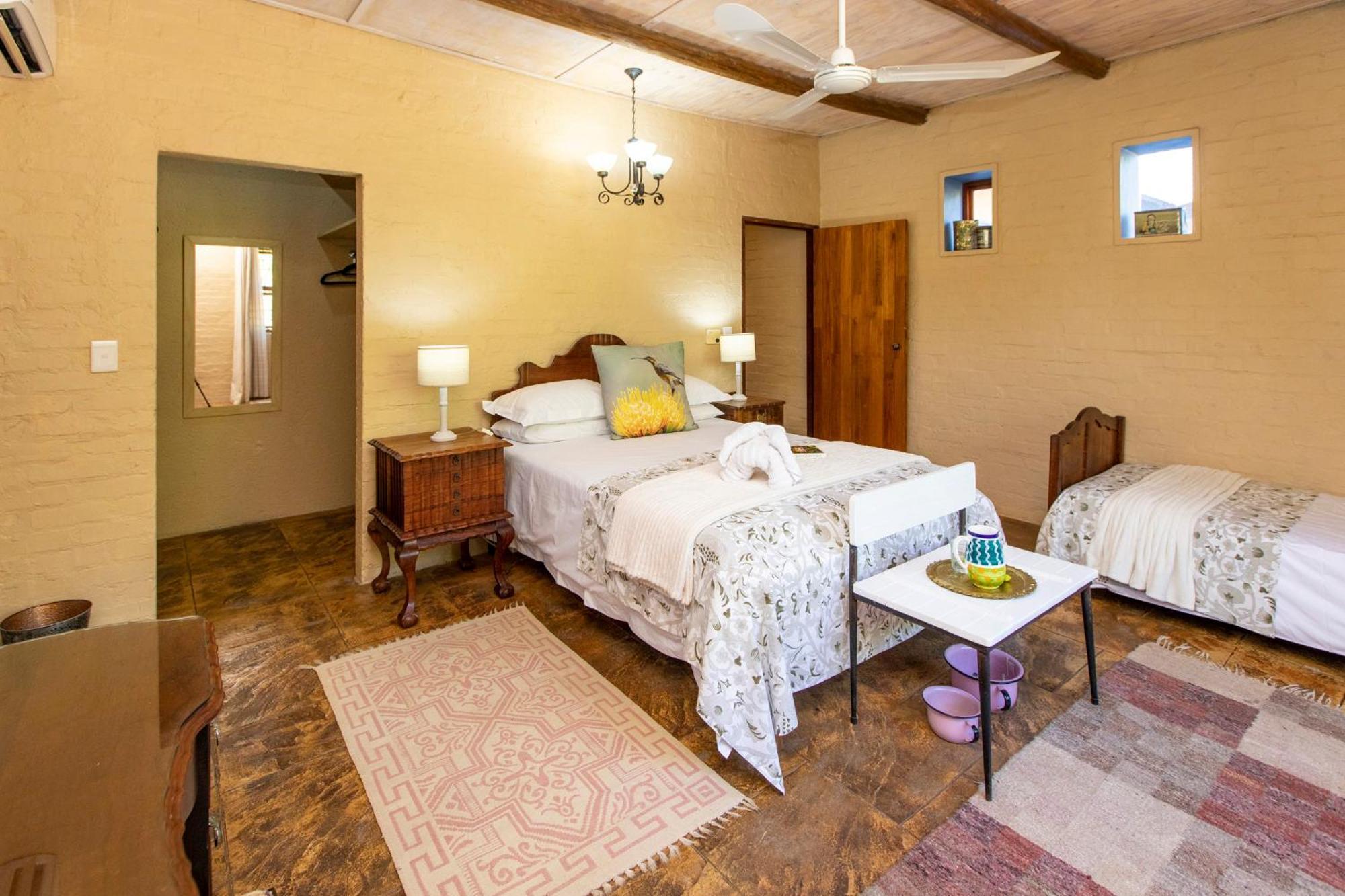 Hennie'S Rest Malalane Exterior foto
