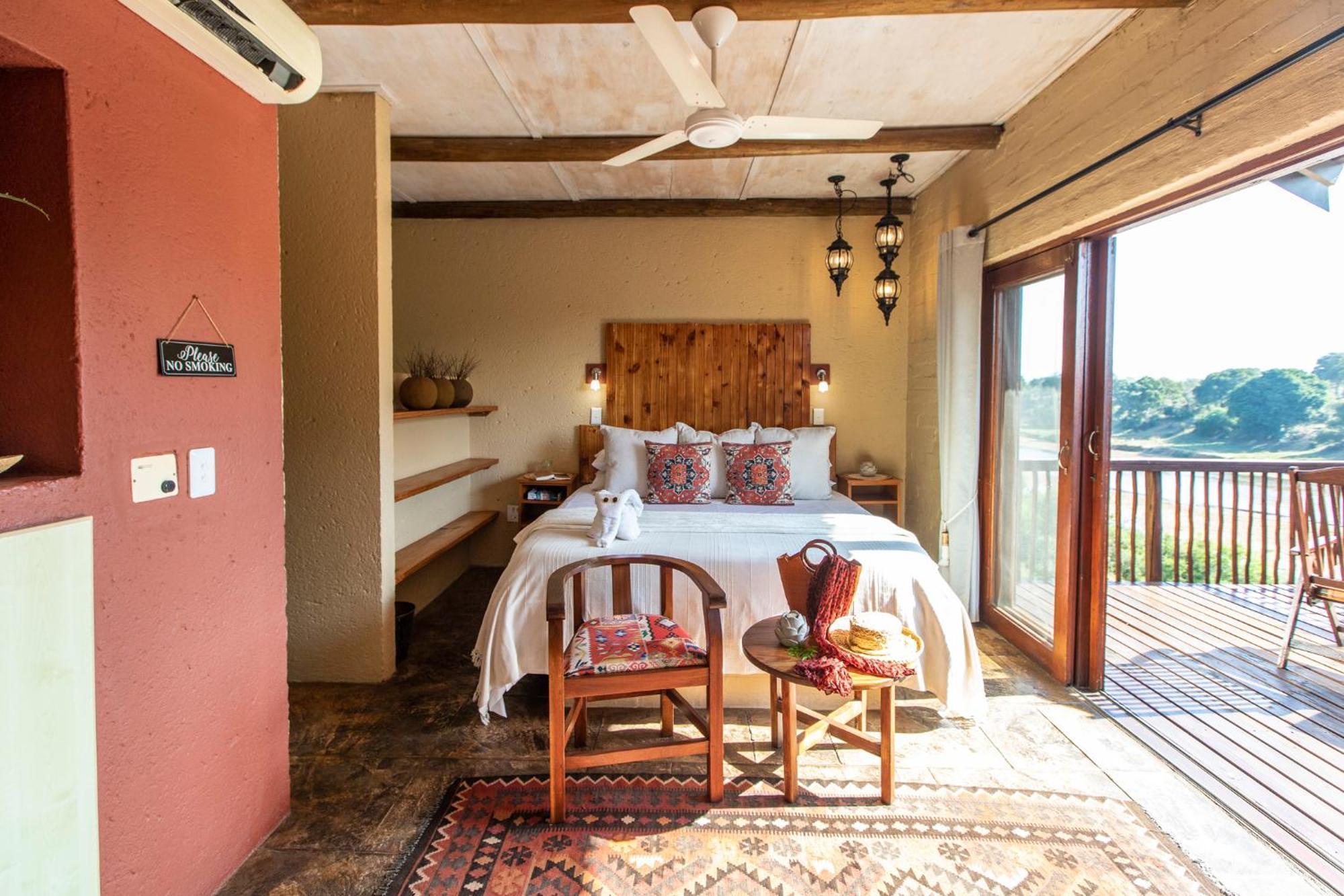 Hennie'S Rest Malalane Exterior foto