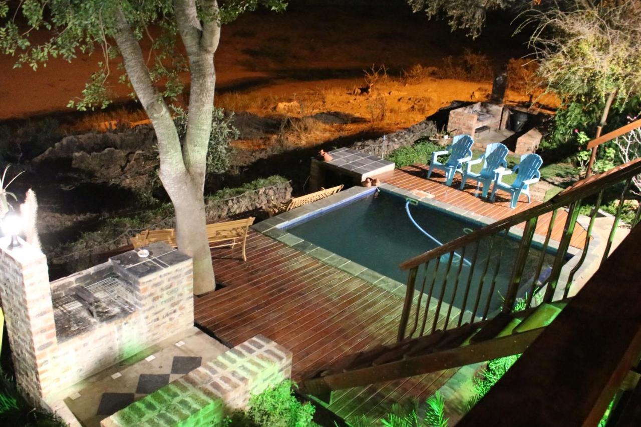 Hennie'S Rest Malalane Exterior foto